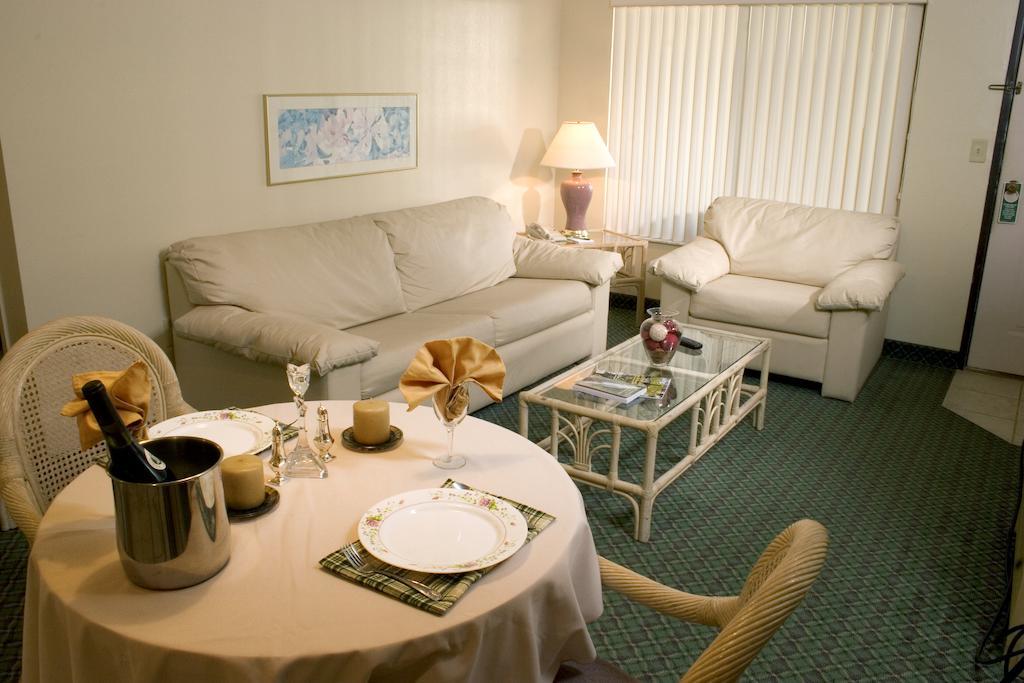 Cypress Cove Nudist Resort Poinciana Rom bilde