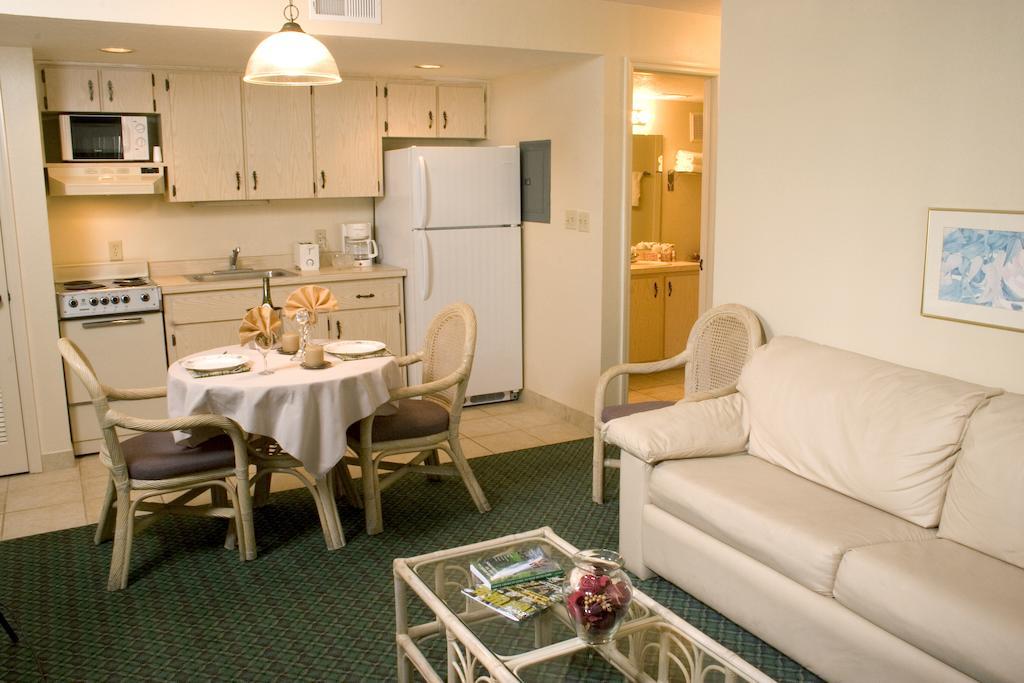 Cypress Cove Nudist Resort Poinciana Rom bilde